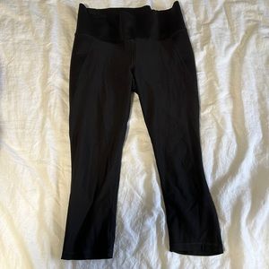 Old navy active elevate legging built in sculpt